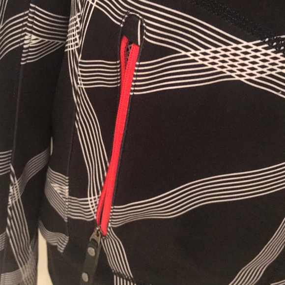 The North Face jacket - Picture 5 of 7